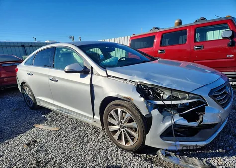 2015 Hyundai Sonata Sport z USA, uszkodzony, nr VIN 5NPE34AF4FH230708